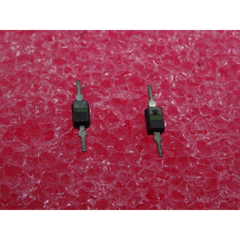 Lot x2 Diode Varicap BB105 - BB-105 - BB 105 