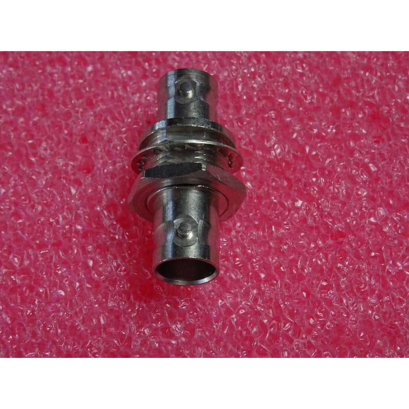 R142720000 TRAVERSEE BNC FEM/FEM 75OHMS A ECROU RADIALL R142720 (casier 84B)