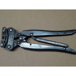 pince à sertir AMP 69656-1 crimping tool, AMP type 0.8, MOD D ~ made in USA