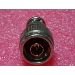 R191417000 Connecteur RF Radiall BNC Mâle vers N Mâle Droit 50Ω 4GHz