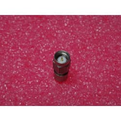 R191351001 Adaptateur coaxial Fiche SMA mâle - Fiche BMA F  50 ohms (celar85c)