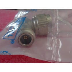 Adaptateur RACCORD KN TYPE N  COUDE MALE FEMELLE RADIALL R161771000 (casier 85a)