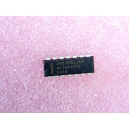 ci MAX 454 CPD ~ ic MAX454CPD ~ CMOS Video Multiplexer/Amplifier DIP14 (PLA036)