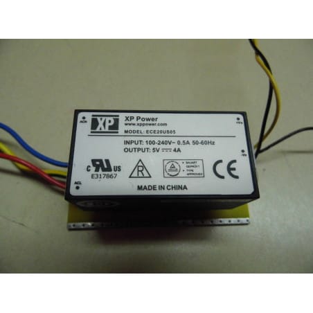 ALIMENTATION XP POWER ECE20US05 input 100-240V AC 0.5 A, output 5V DC 4A