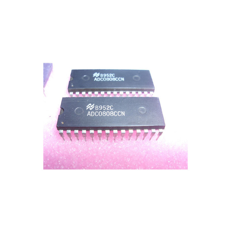 ic ADC 0808 CCN / ci ADC0808CCN - DIP28 de chez NS Nationnal Semiconductor